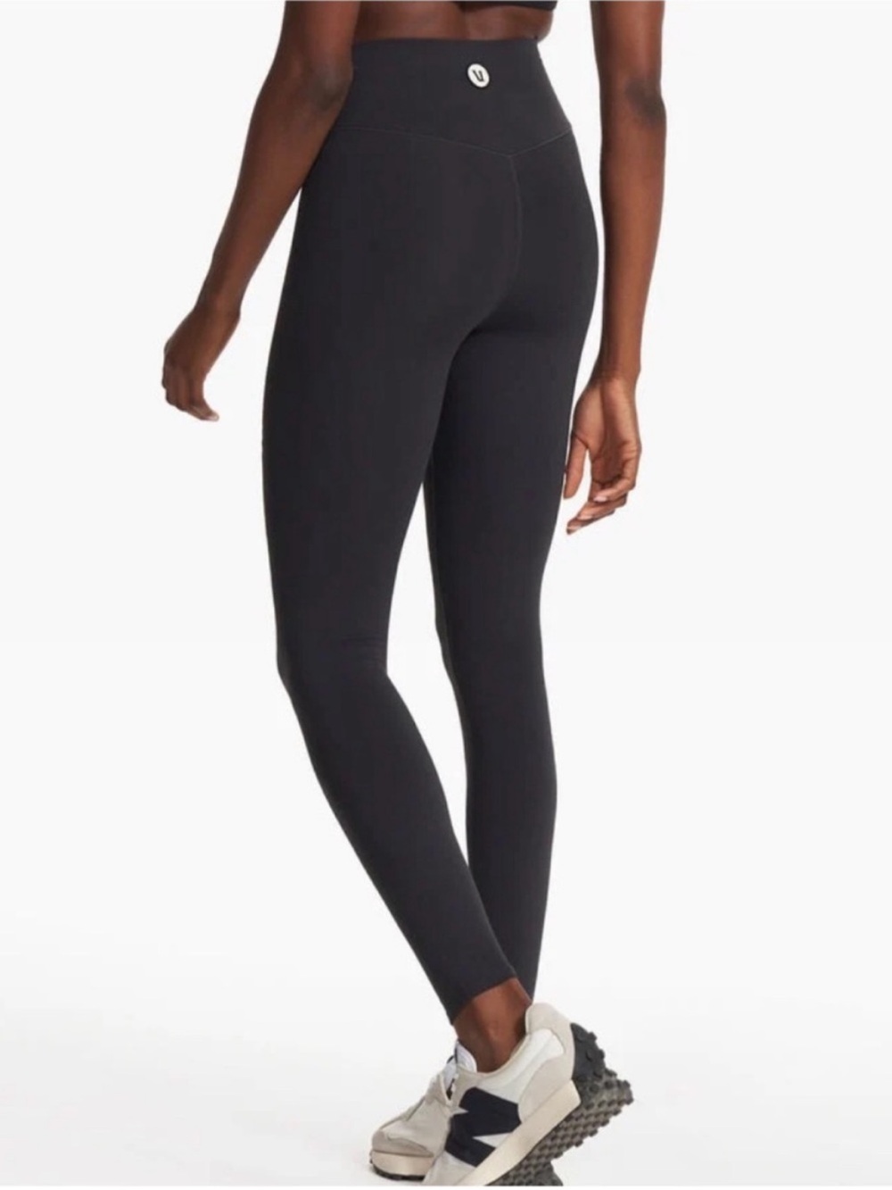 Vuori Women’s Black Chill Out Legging Small
